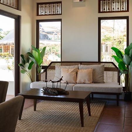 Costa Celine Beach Resort Kinablangan エクステリア 写真
