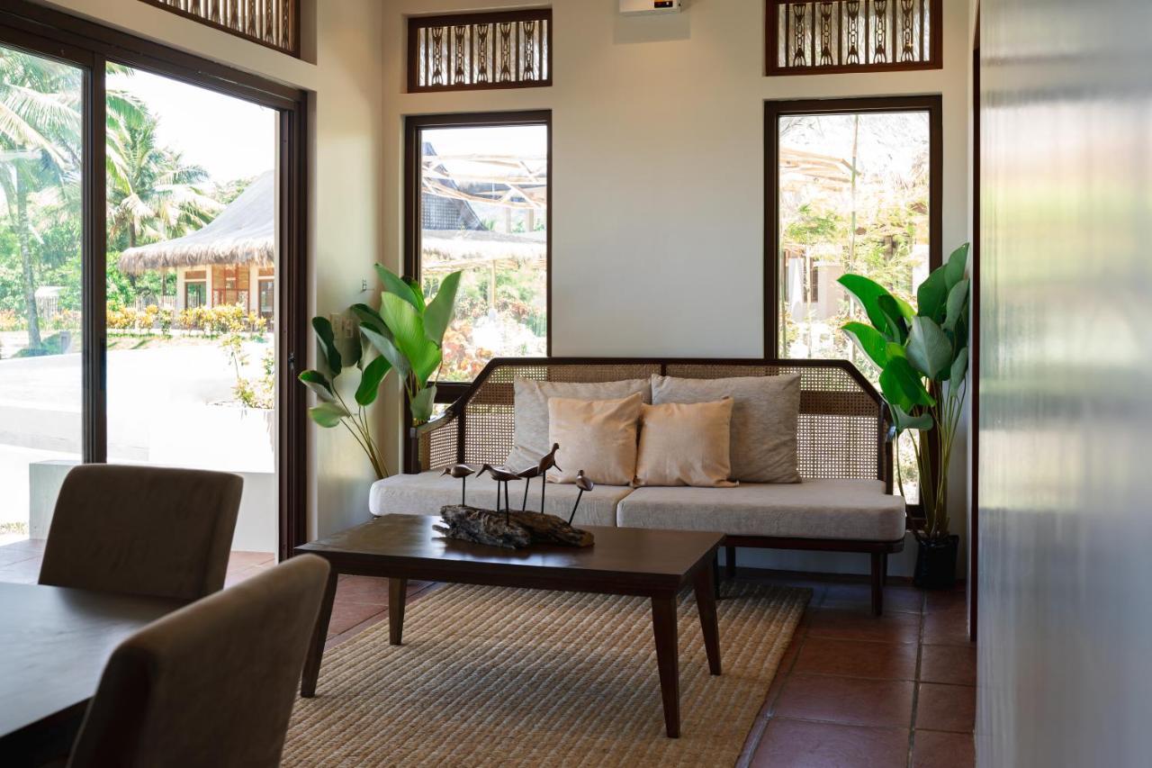Costa Celine Beach Resort Kinablangan エクステリア 写真