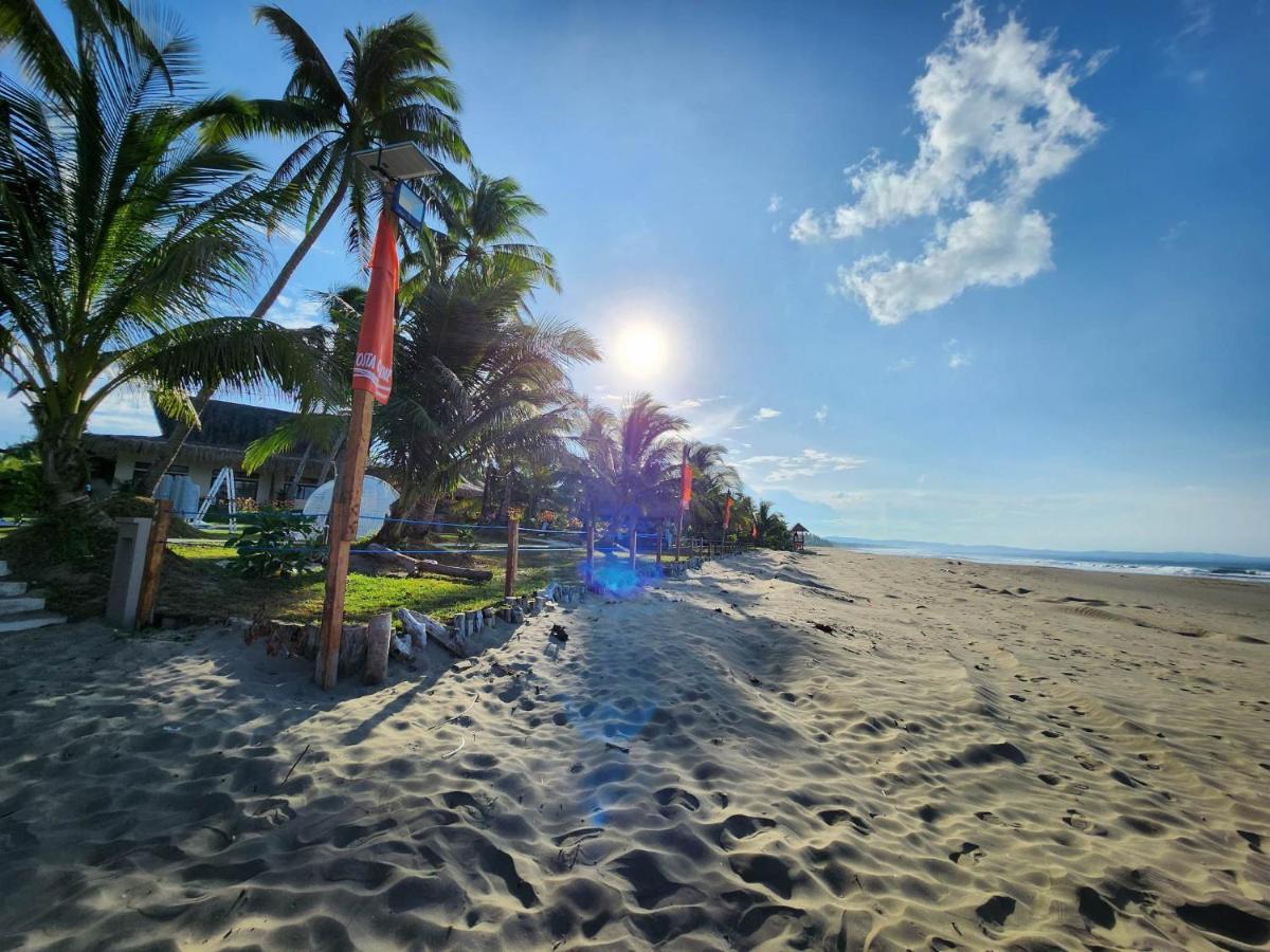 Costa Celine Beach Resort Kinablangan エクステリア 写真
