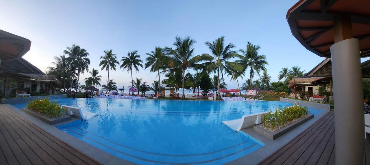 Costa Celine Beach Resort Kinablangan エクステリア 写真